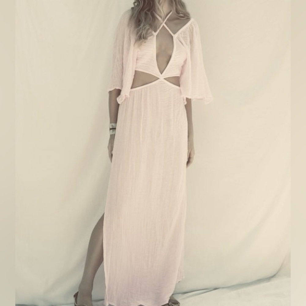 Jen’s pirate booty Rambling Rose Mid Drift Cut Out Maxi Dress NWT - Picture 3 of 16